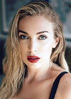 Laura Jacobs