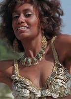Alicia Dhanifu