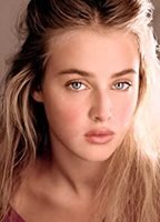 Anna Van Patten