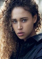 Ella-rae Smith