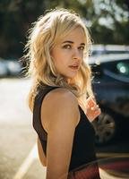 Raechelle