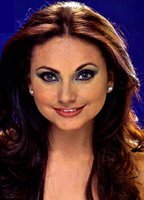 Elizabeth Álvarez