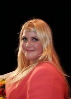 Esmee Van Kampen