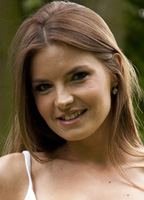Suzie Carina