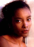 Rosanne Katon