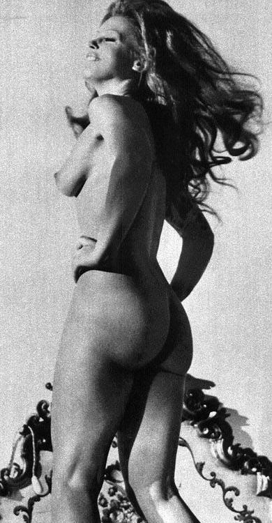 Katia Christine