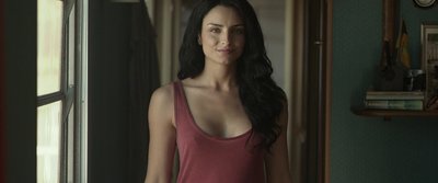 Aislinn Derbez