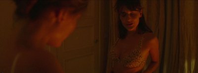 Esther Garrel