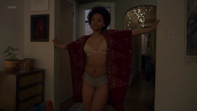 Kiersey Clemons