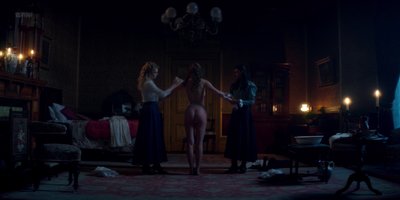 Лили Салливан (Lily Sullivan)