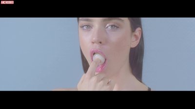 Юлия Беньковска (Julia Bieńkowska)