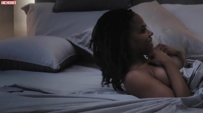 Khaneshia 'KJ' Smith