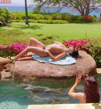 Sonya Deville
