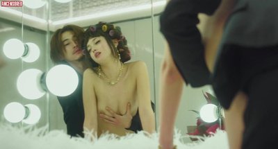 Erika Sawajiri