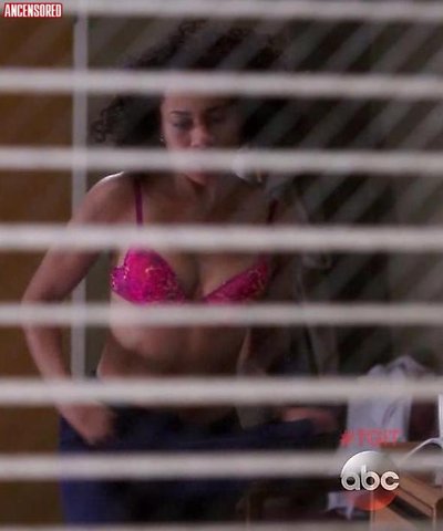 Kelly McCreary