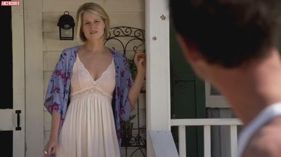 Joelle Carter
