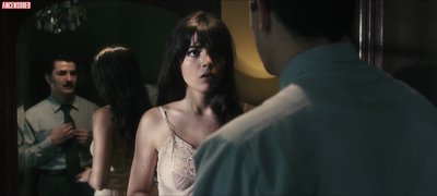 Камила Вивес (Camila Vives)