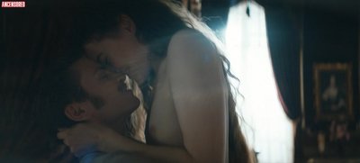Доминик Девенпорт (Dominique Devenport)