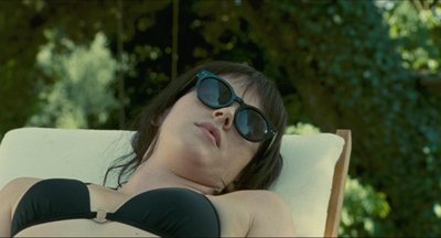 Alexandra Roach