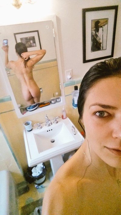 Адрианна Карри (Adrianne Curry)