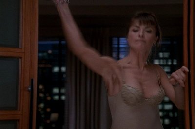 Аманда Донохо (Amanda Donohoe)