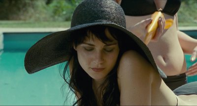 Alexandra Roach