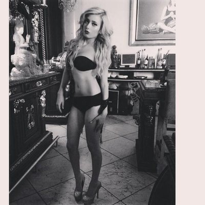 Бренда Замбрано (Brenda Zambrano)