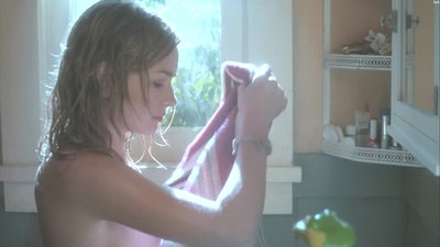 Britt Robertson
