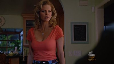 Челси Крисп (Chelsey Crisp)
