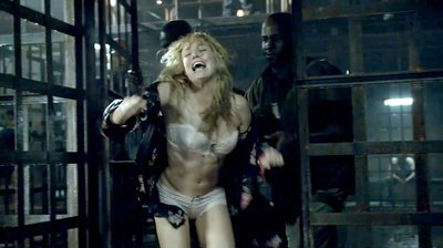 Caity Lotz