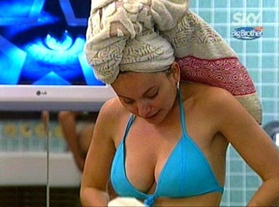 Elizabeth Álvarez