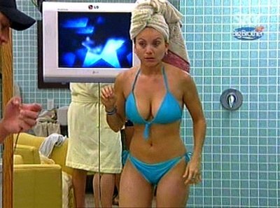 Elizabeth Álvarez