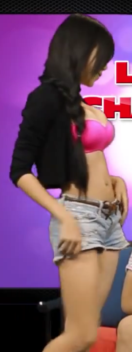 Elly Tran