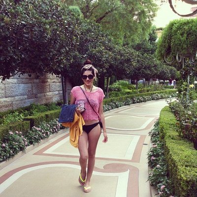 Flor Veliz