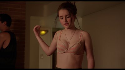 Кейтлин Девер (Kaitlyn Dever)