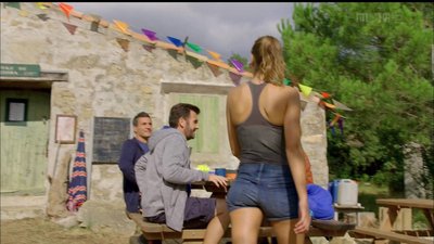 Laury Thilleman
