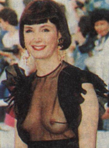 Sabine Azéma