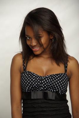 Тиа Диагне (Tia Diagne)