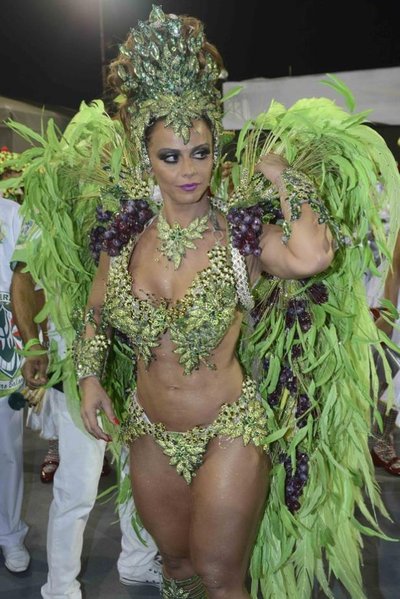 Viviane Araújo